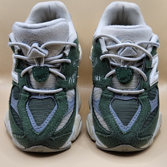 New Balance 9060 Green/White Toddler - Picture 2 of 3